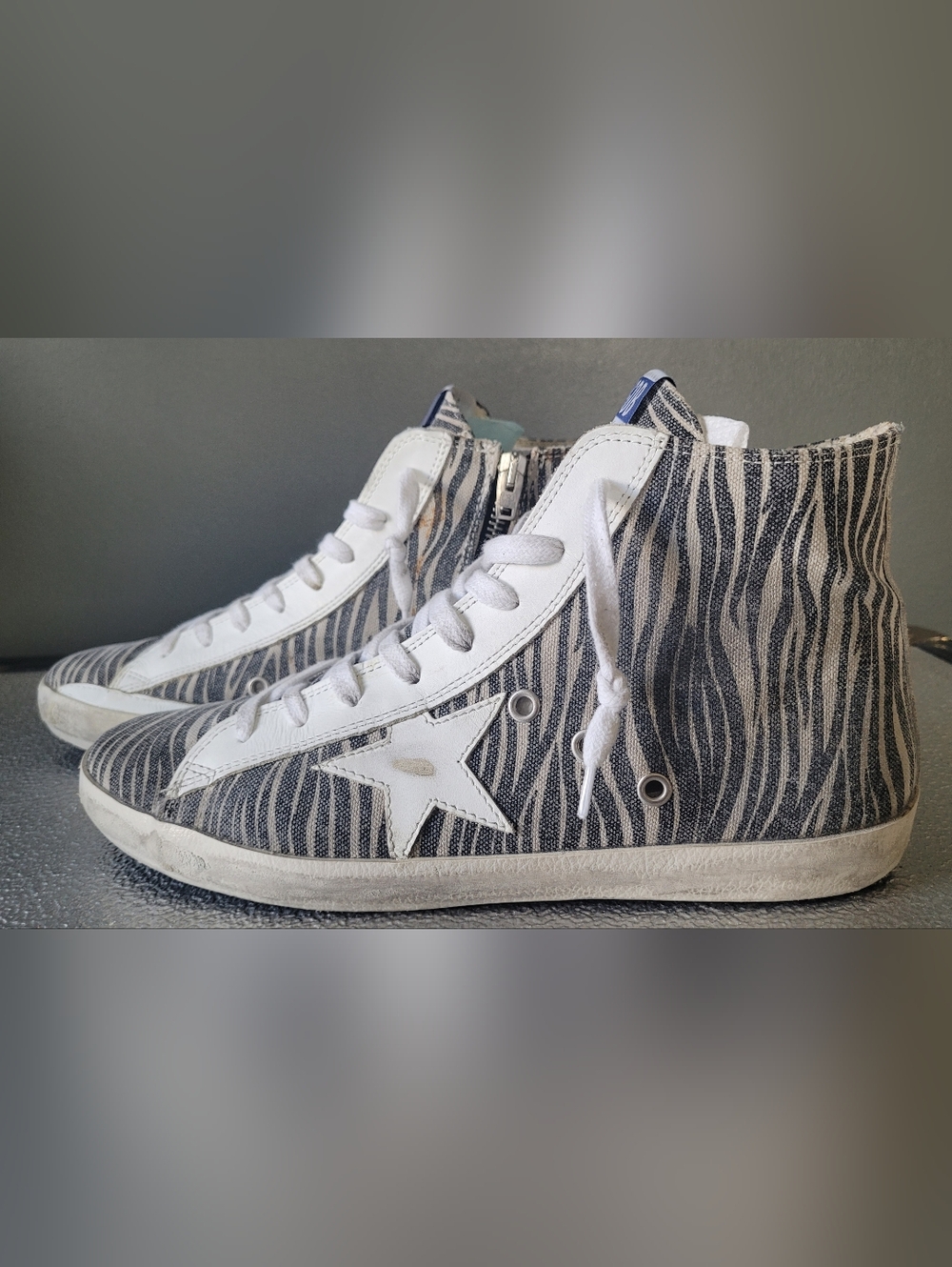 Golden Goose Francy Classic Zebra Print Canvas Sneakers with White Star. Size 41
